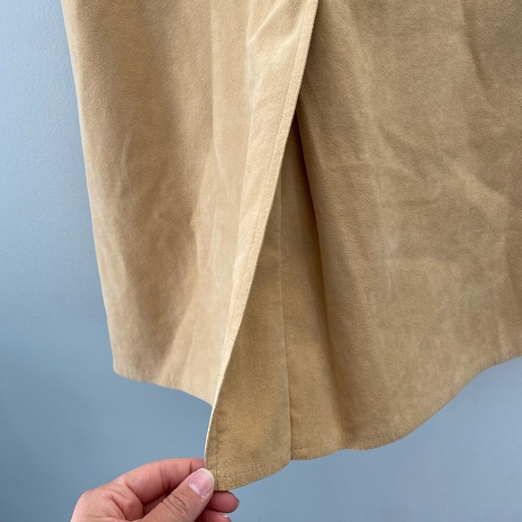 Western Vintage Canadian Made 70’s Khaki Tan Suede Midi Belted Skirt - Picture 4 of 7
